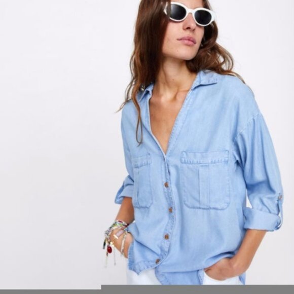 ZARA Blouse Women's Size Med Blue Chambray Denim Collection Distressed - Picture 1 of 5